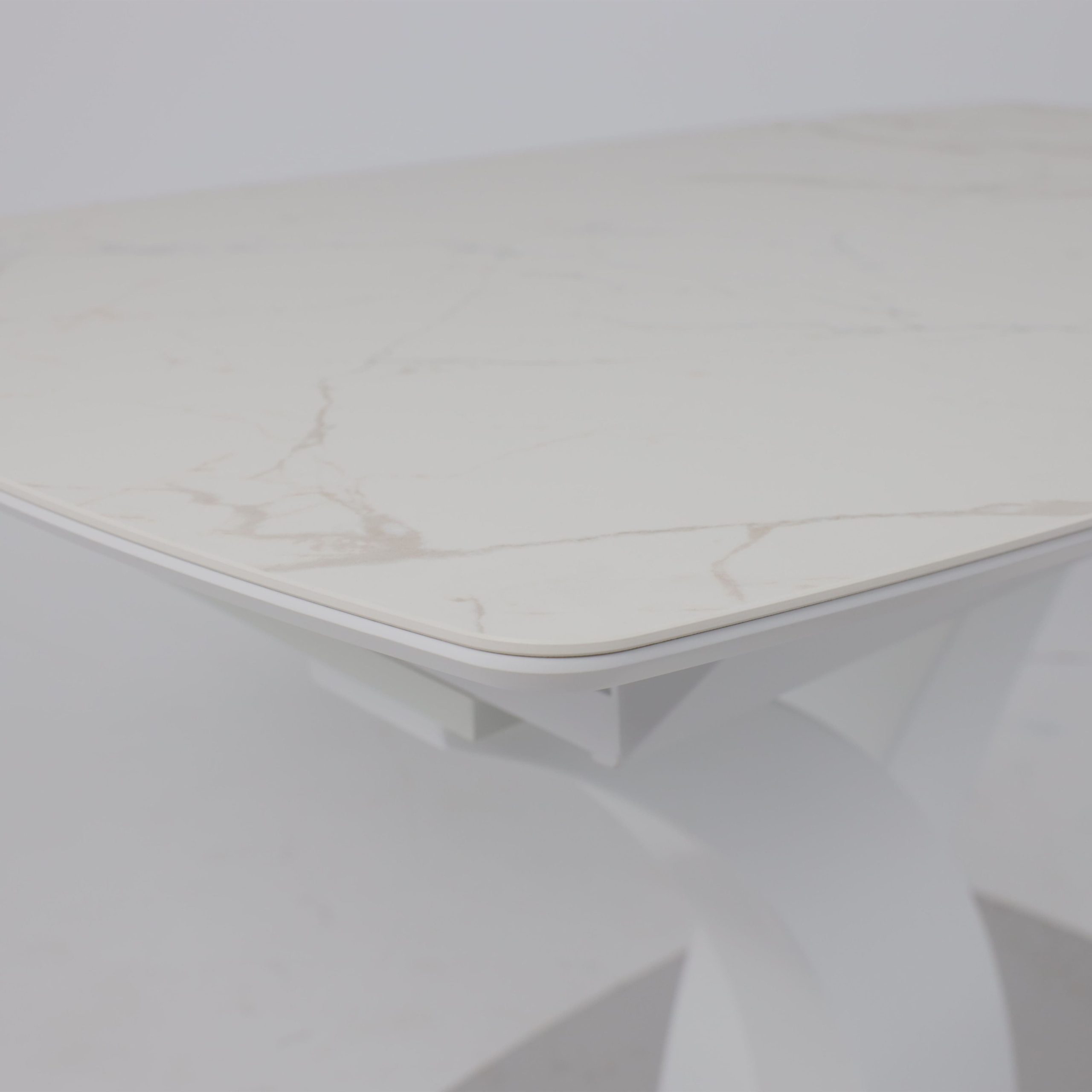 Стол НОТР ДАМ MODERNE, керамика 2 кат. 1400(1800)*850, Камень белый Calacata vagli/Белый Муар
