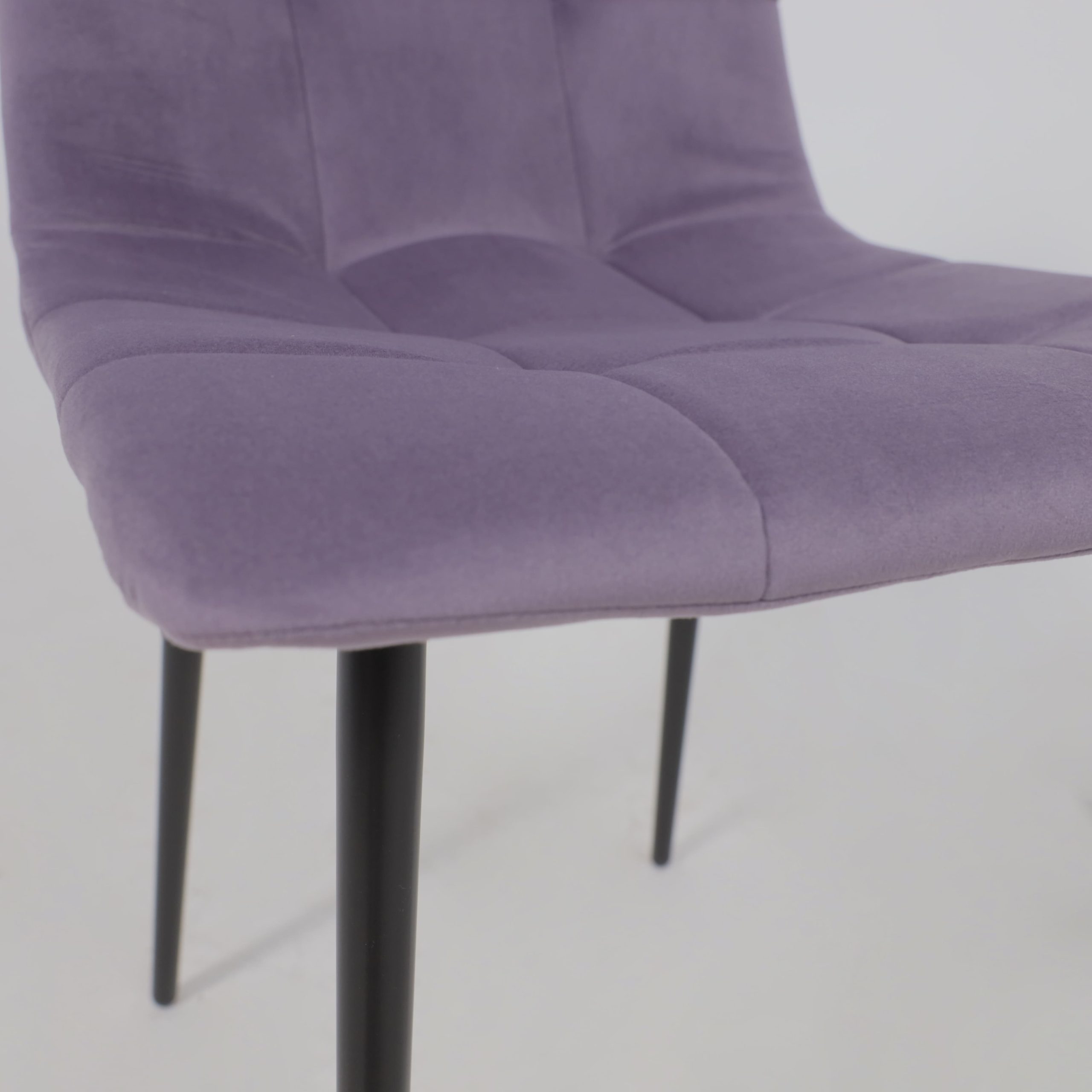 Стул AV 406-N, сливовый бархат Confetti plum/черный