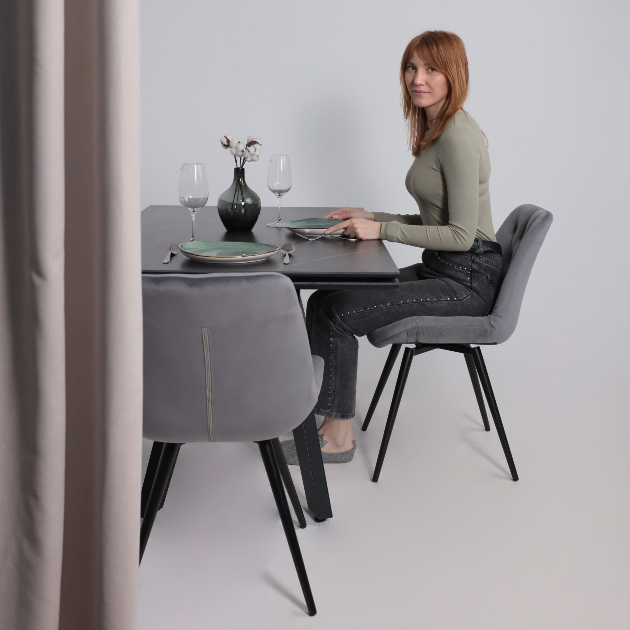 Стол AV 2122, МДФ+керамика, раздвижной 1400 (2000)*850 черный, матовый SHAKESPEARE/черный