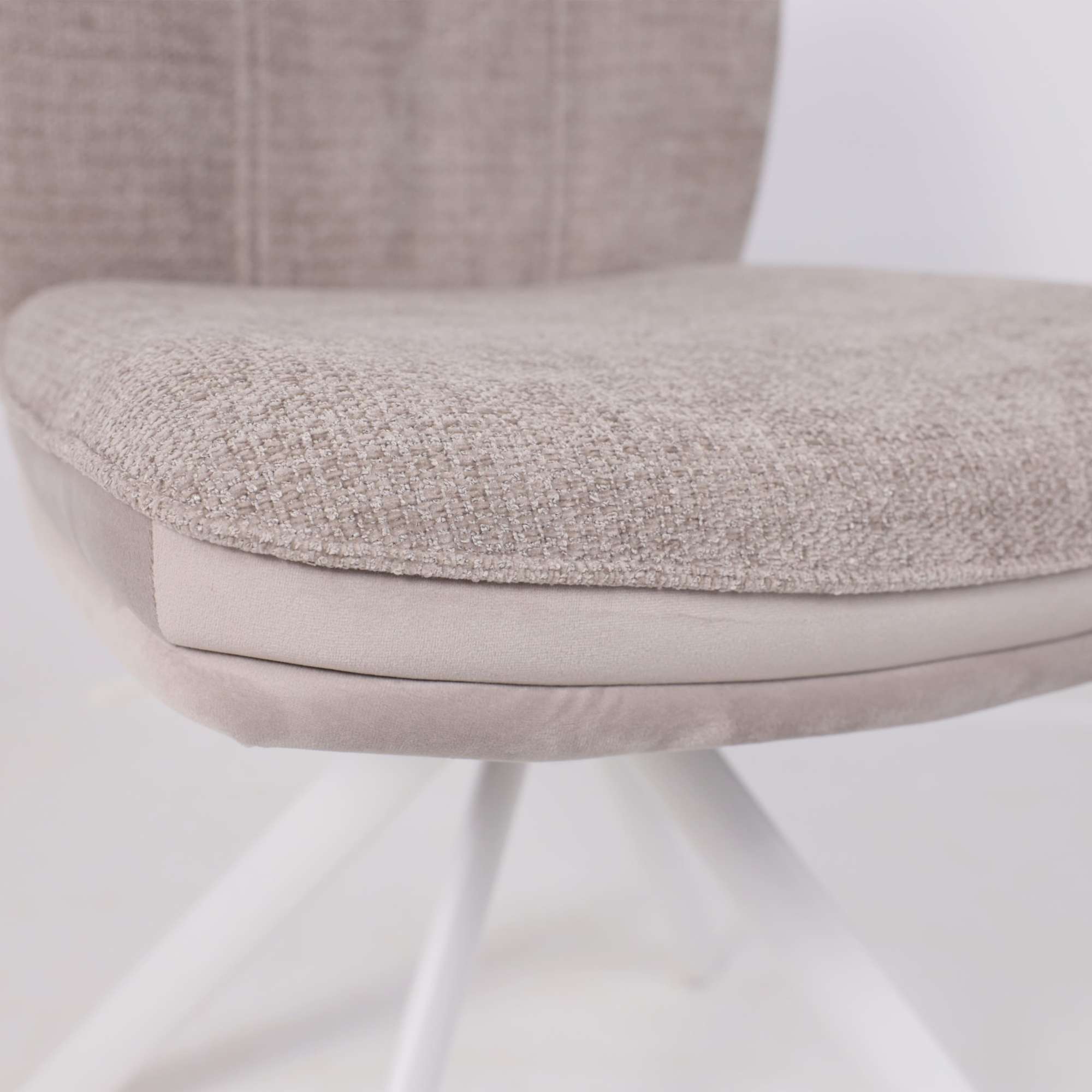 Стул SMART-R 360, g05 GREY BEIGE шенилл LUX - d07 PEARL GREY LUXбелый