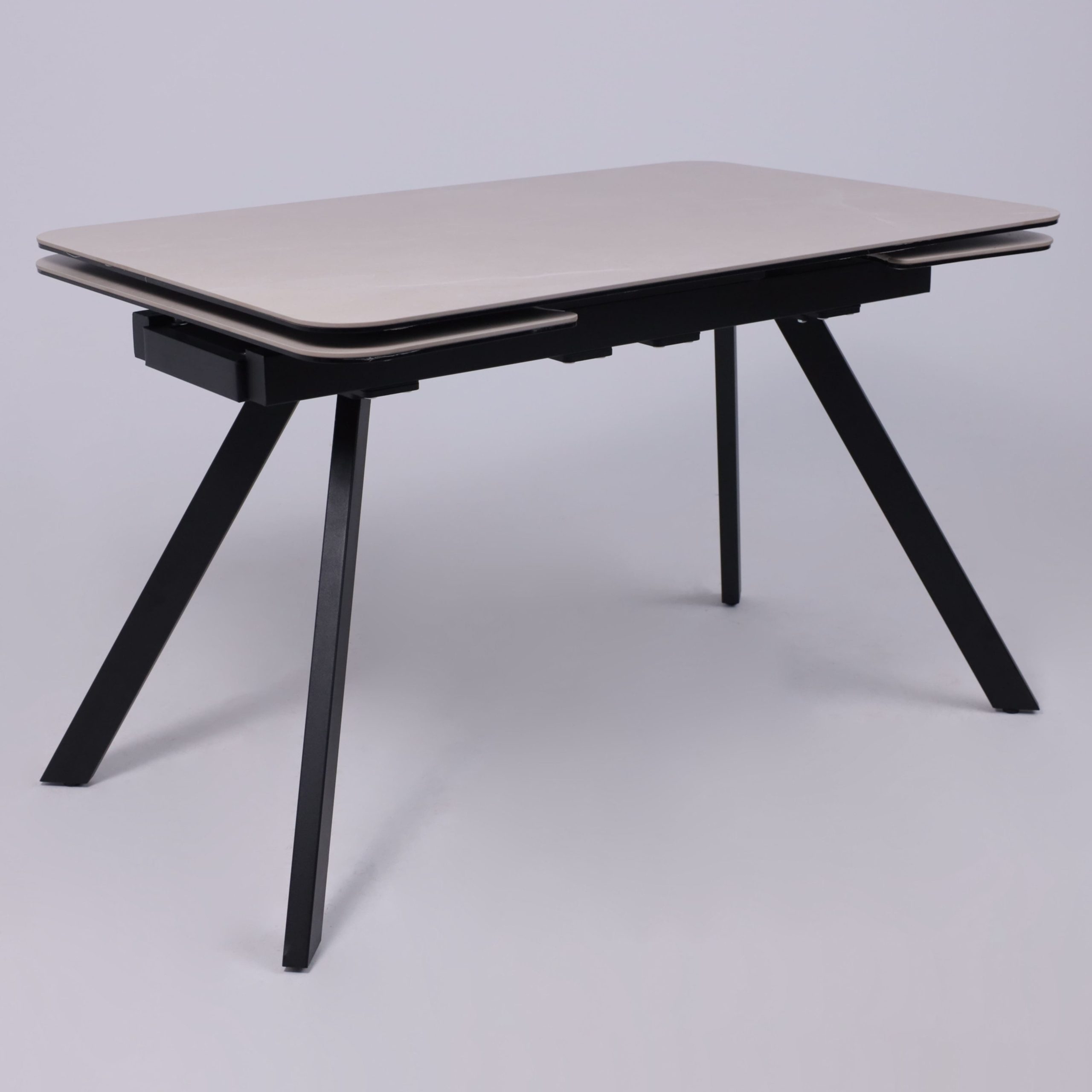 Стол ЛЕОН NEW , керамика 1 кат. 1200(1840)*800, Камень слоновая кость Bayona Ivory/Черный матовый