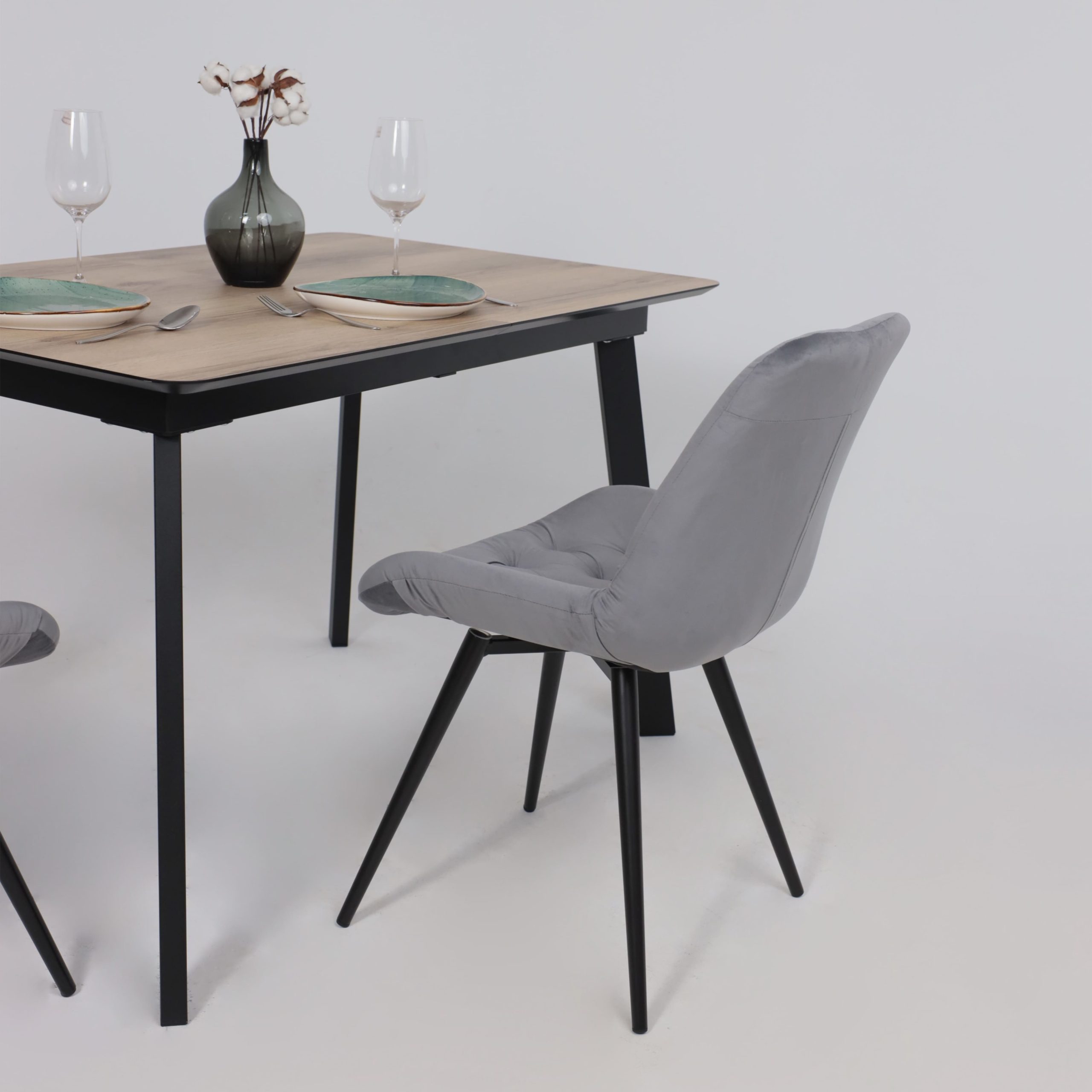 Стул AV 405, поворотный, темно-серый бархат H-15/черный