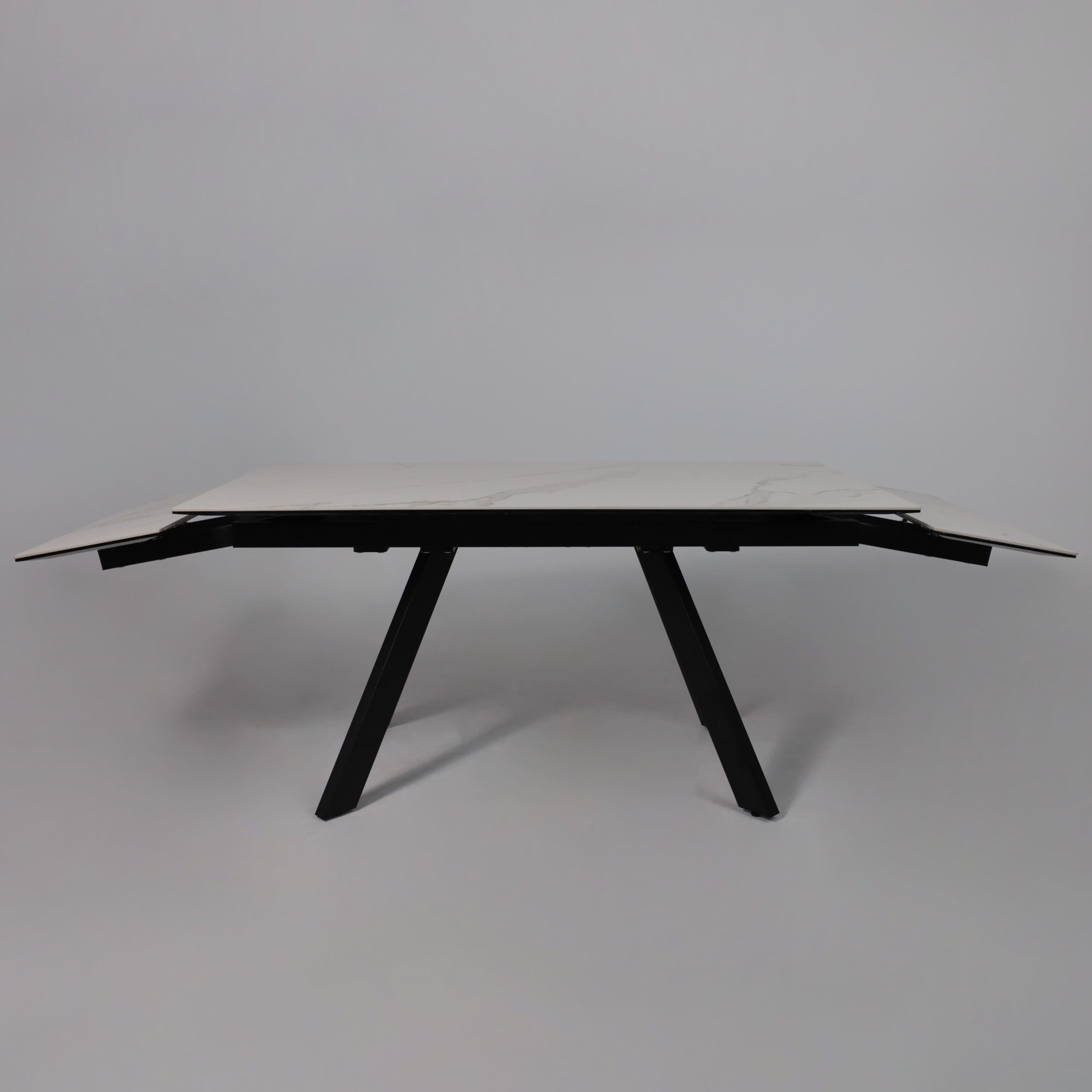 Стол МОНАКО NEW,керамика 0 кат. 1600(2240)*900, Камень белый Greys White/Черный матовый