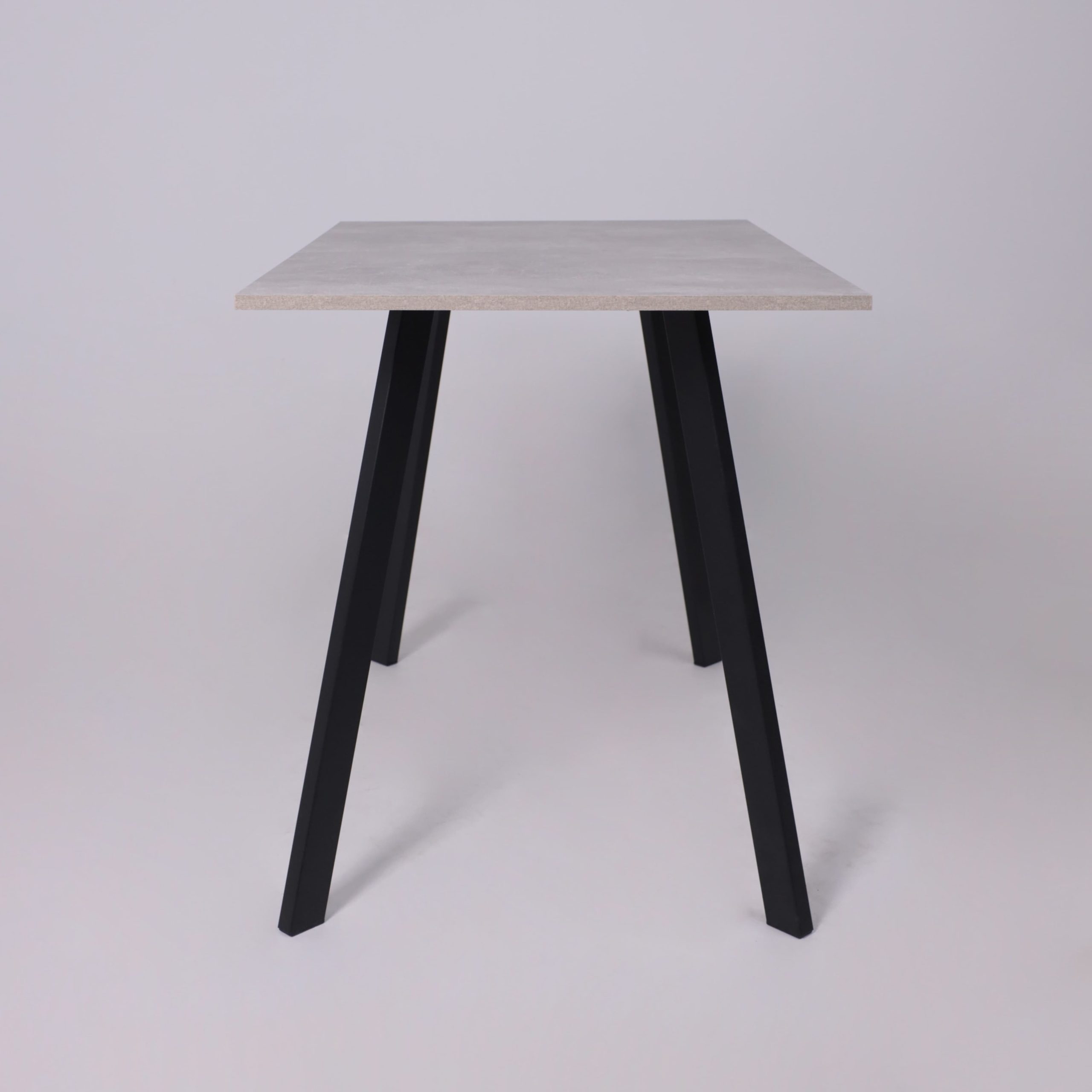 Стол SOLO 102*67, Бетон/черный