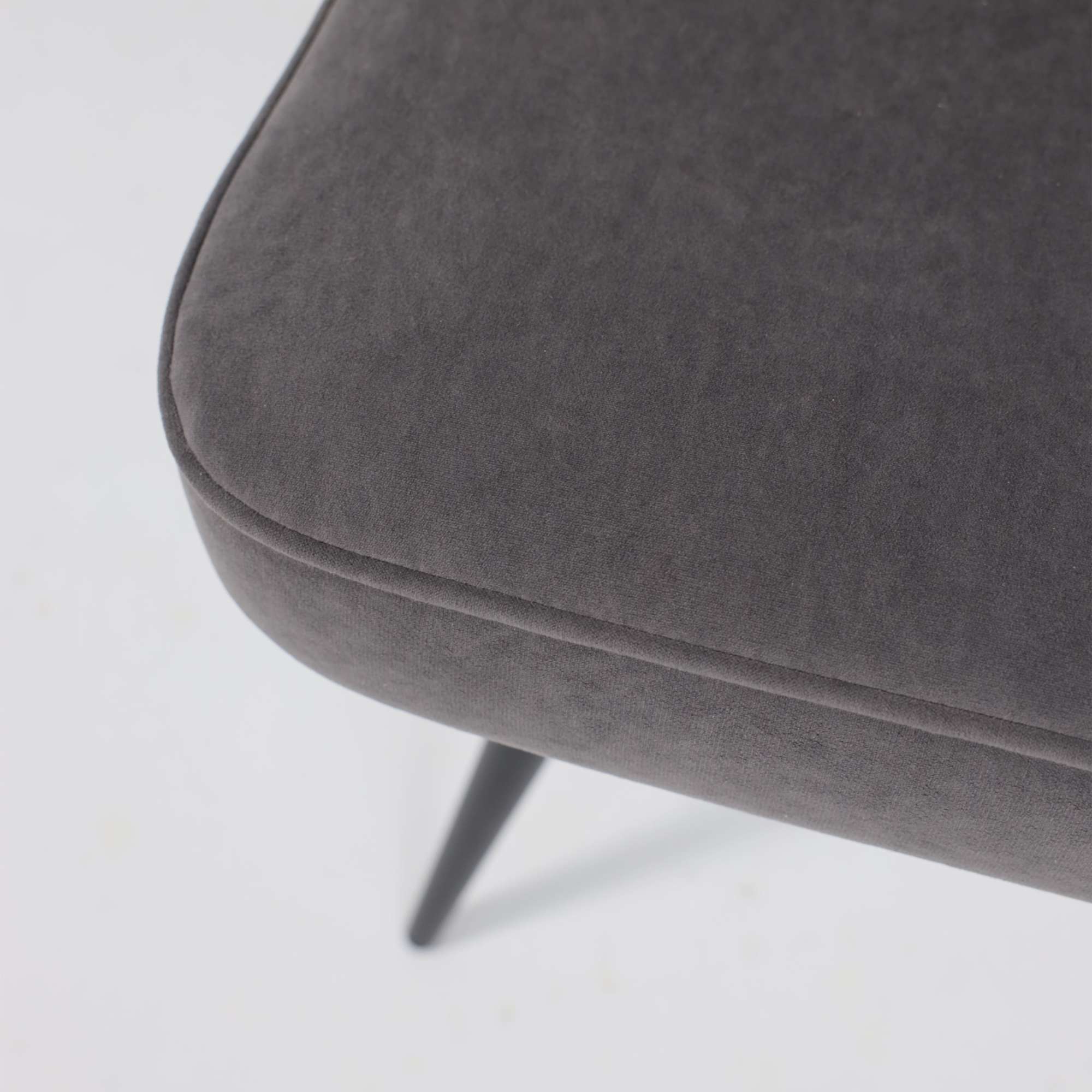 Стул MICHAEL-R1 360, b28 ANTRACITE LUXчерный