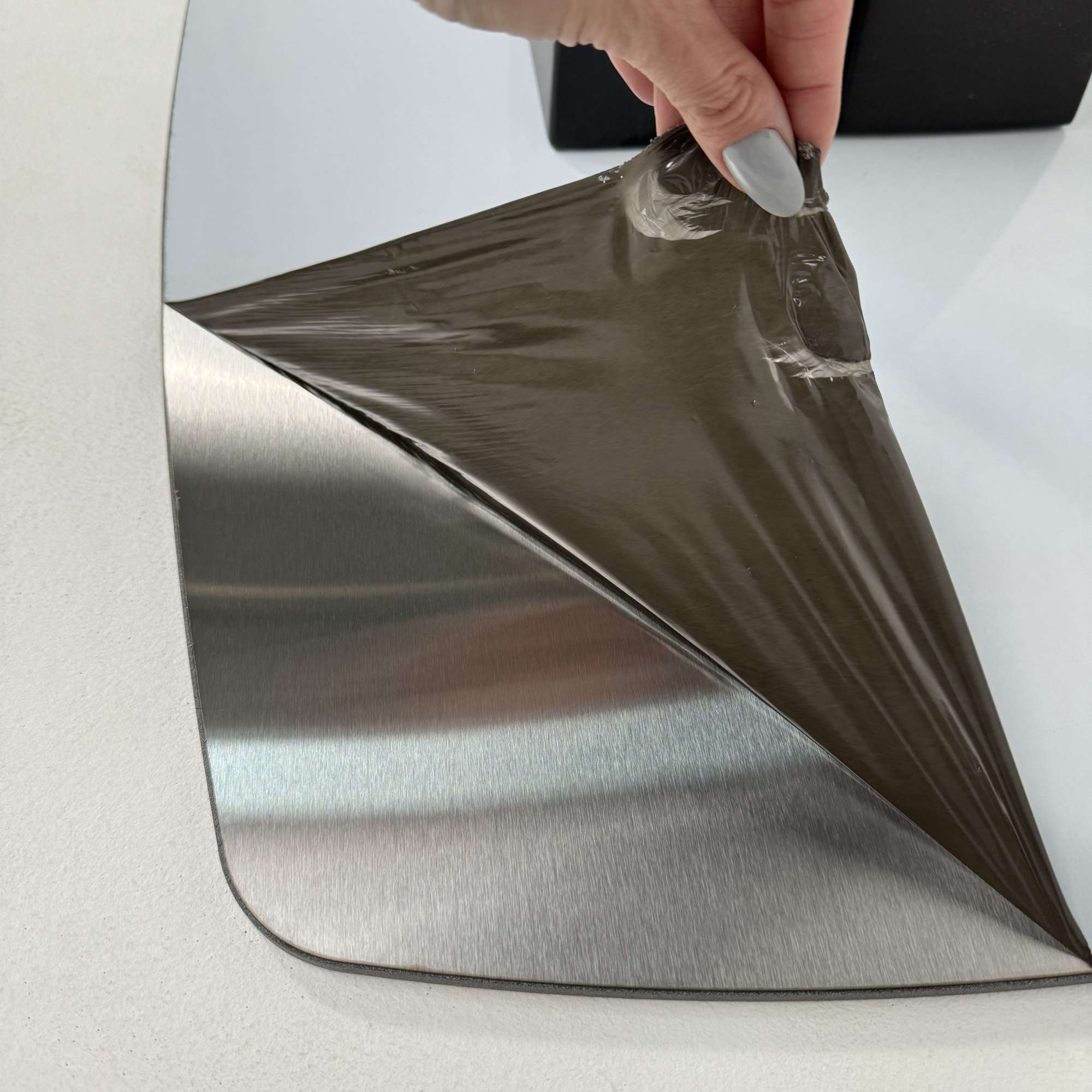 Стол НОТР ДАМ MODERNE, керамика 0 кат. 1400(1800)*850, Камень черный Greys Black /Черный матовый