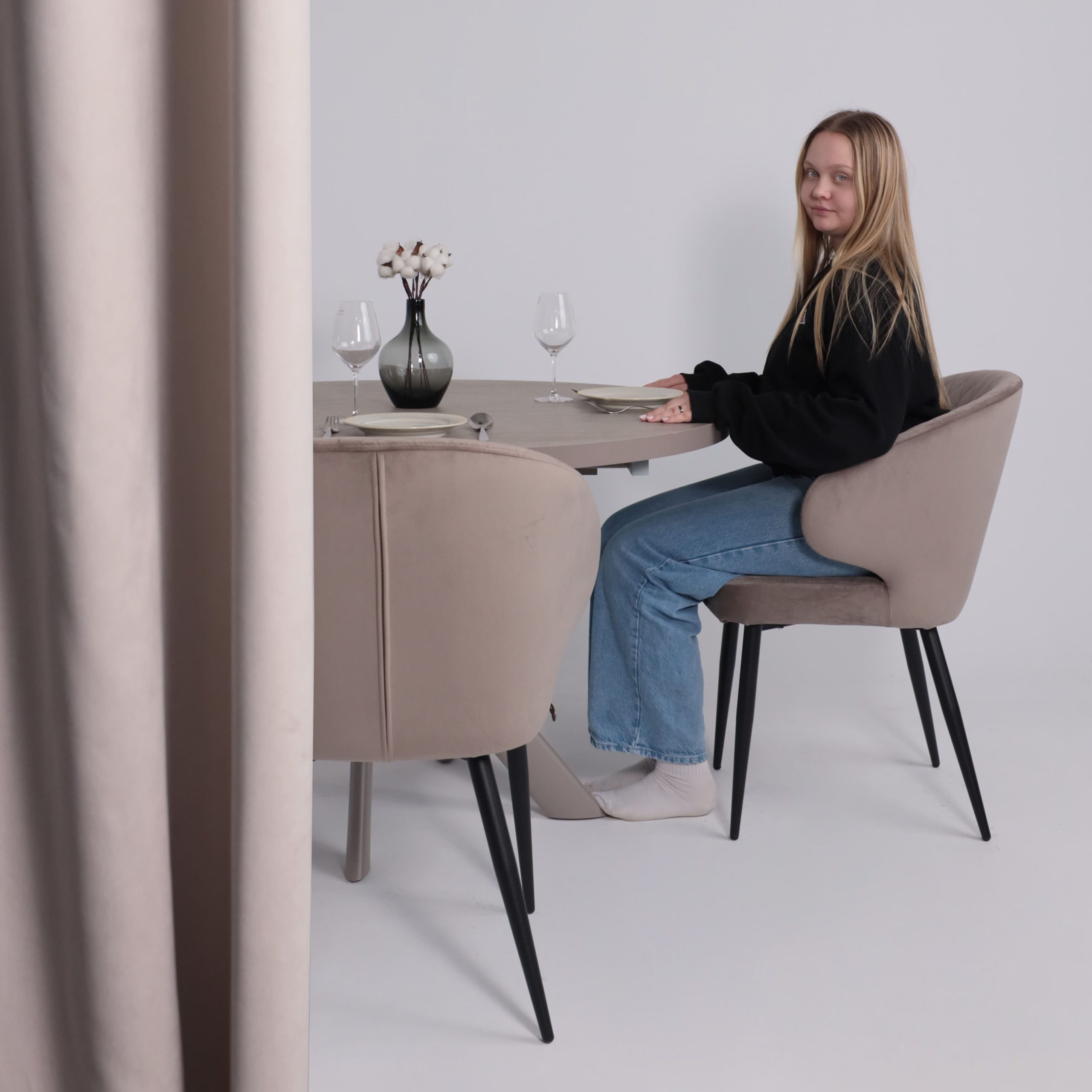 Стол RONALDO-120, круглый раздвижной 120(160), БЕЖЕВЫЙ КАМЕНЬ-HPL/Капучино