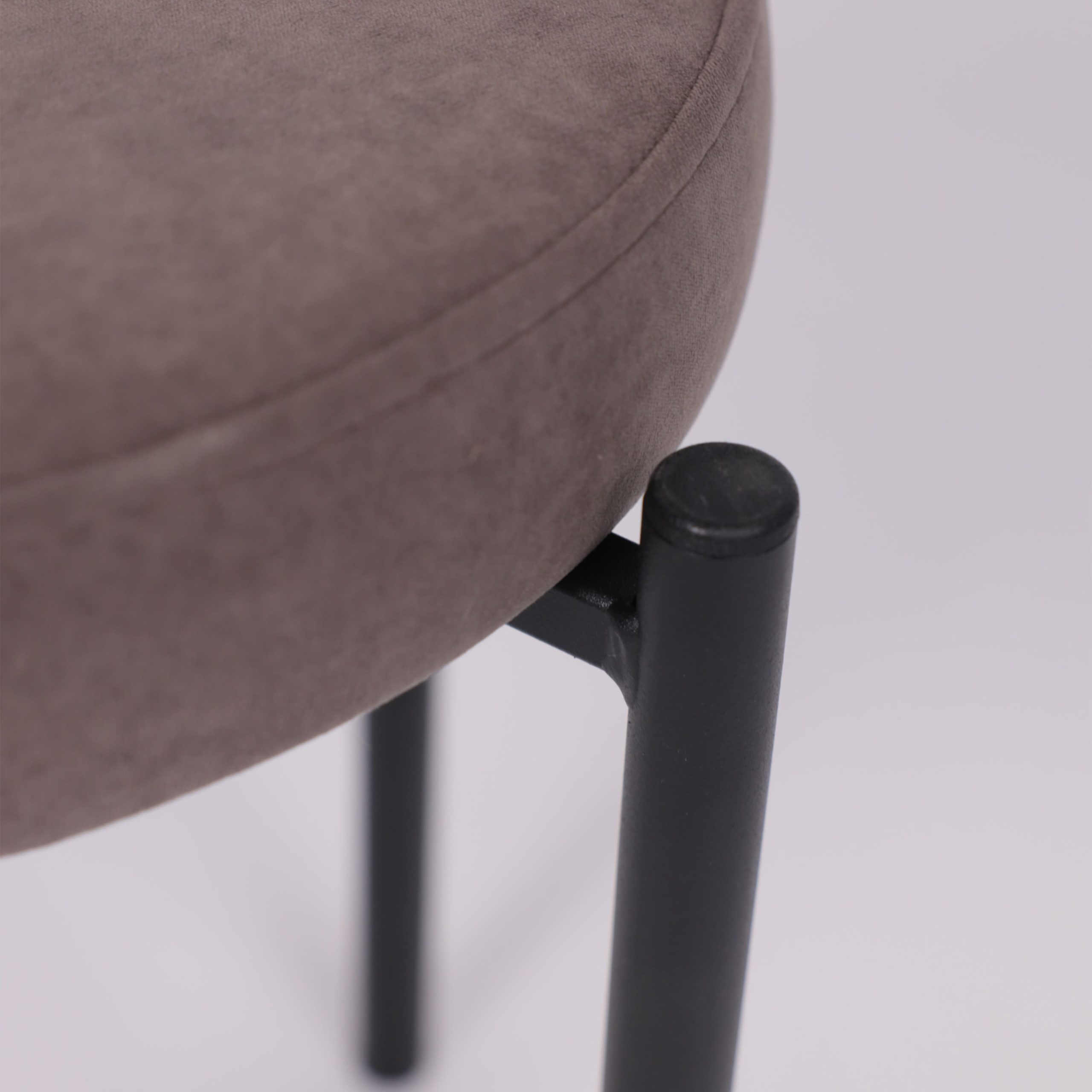 Табурет BOB, b05 LATTE LUXчерный