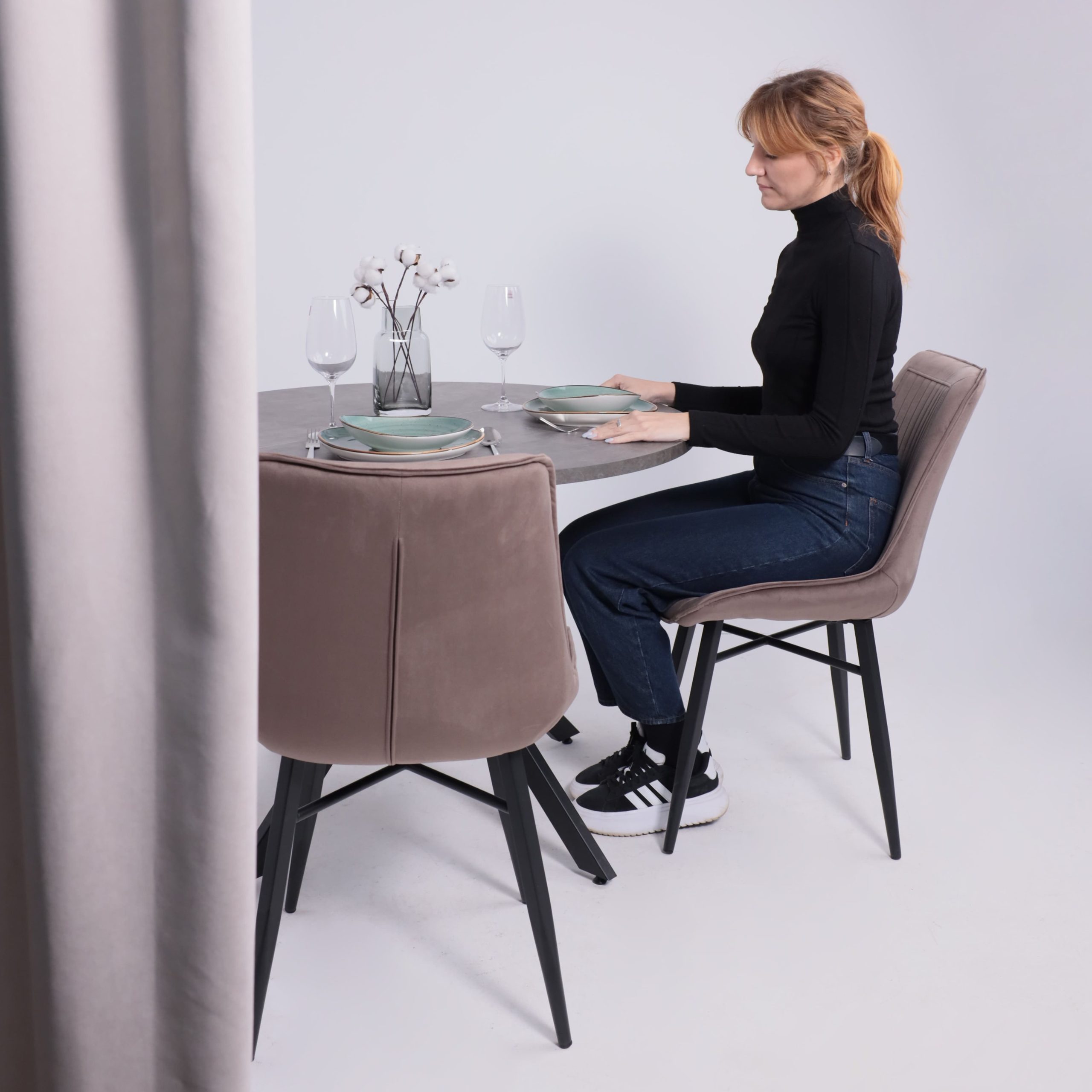 Стул Devis, бежевый велюр Bluvel 38/черный