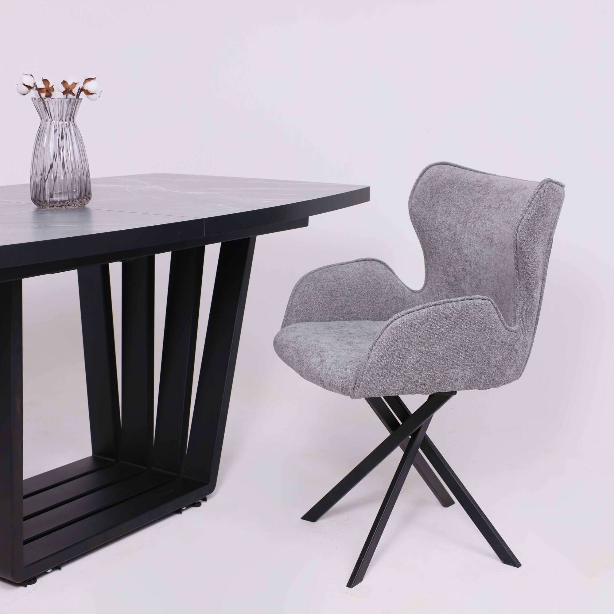 Стол KAMERON раздвижной, 1600(2050)*900 HPL-пластик Серый камень Manaus/черный