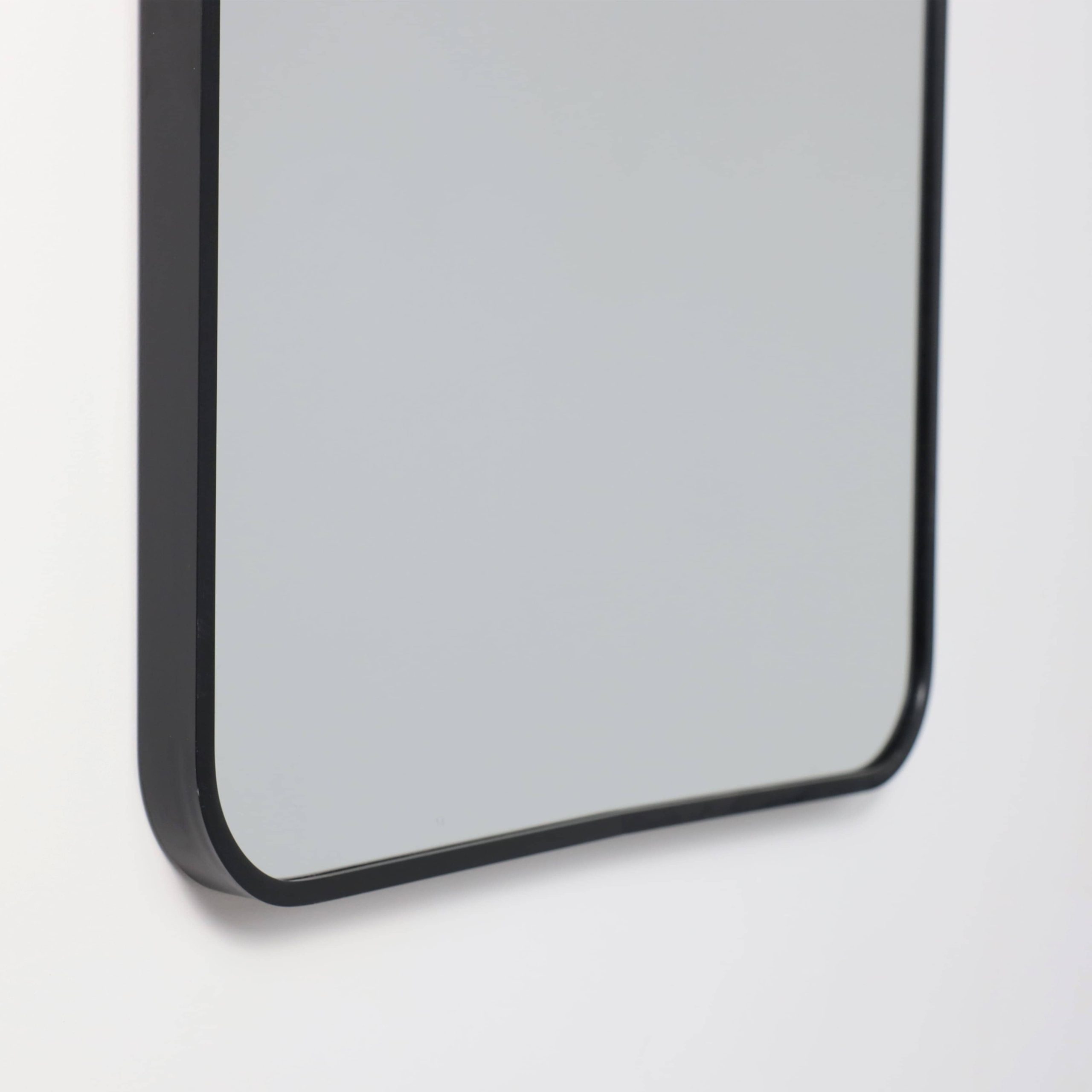 Зеркало подвесное GLAM,500*700, черный