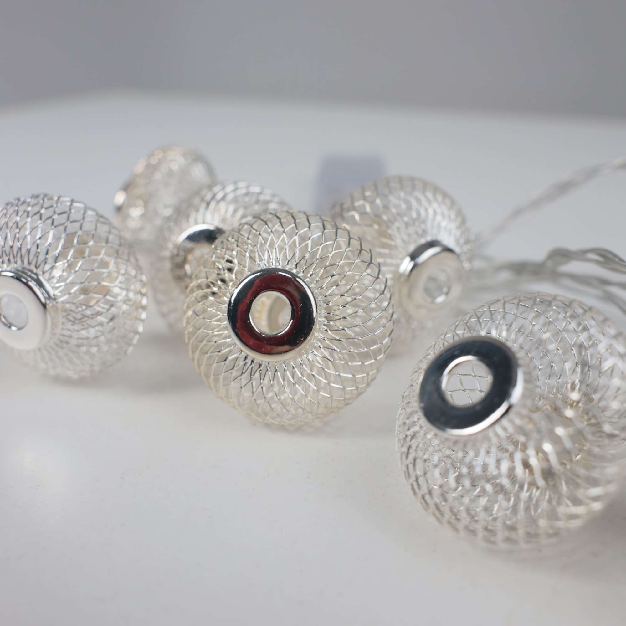 Светодиодная гирлянда AKS тип 3 ( Фонарики 10LED, 1.65м,  2АА )