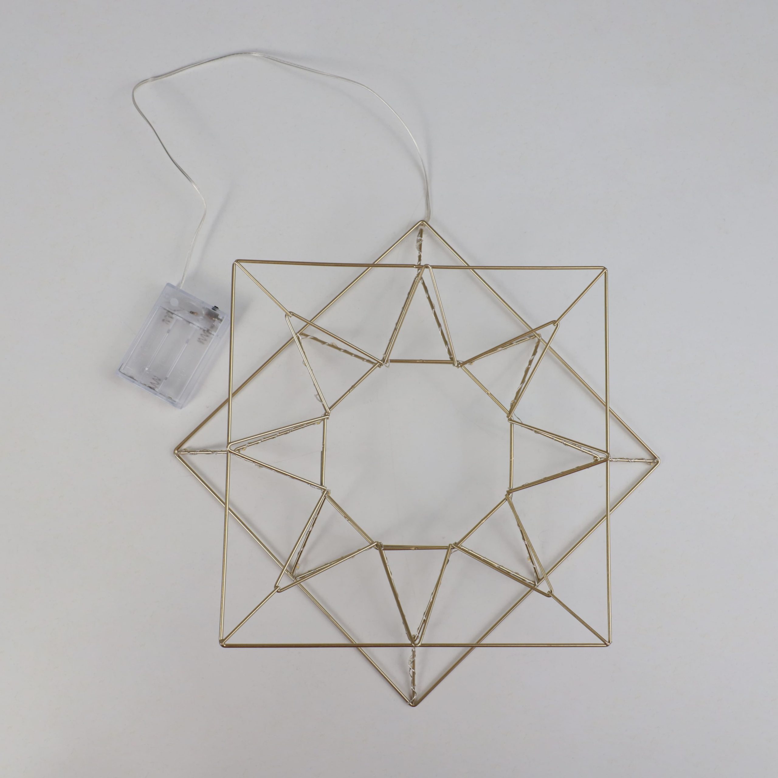 Светодиодный декор AKS тип 5 ( Солнце 35.5х5х35см 26LED, 3АА )