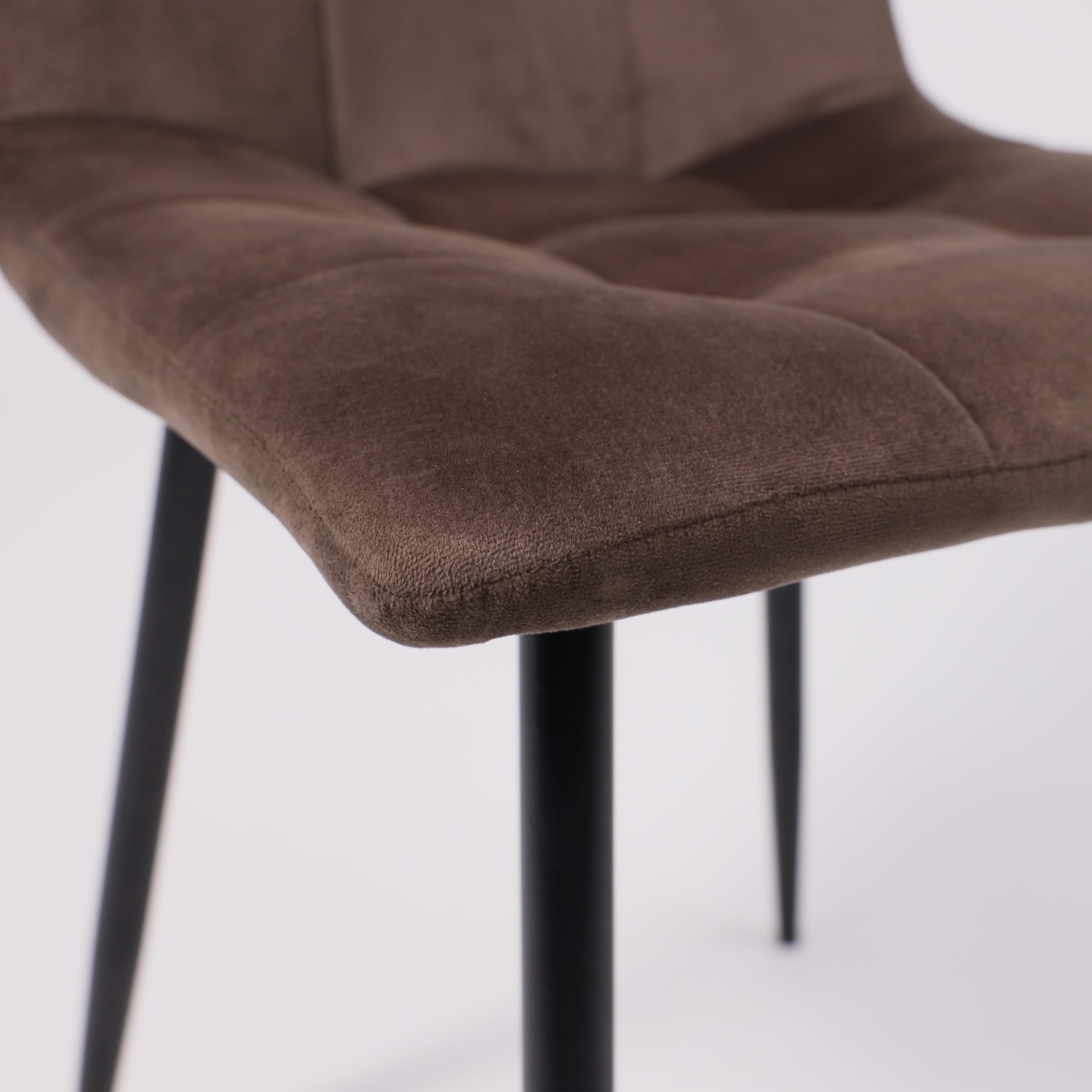 Стул DALLAS, темно-бежевый велюр 38/черный