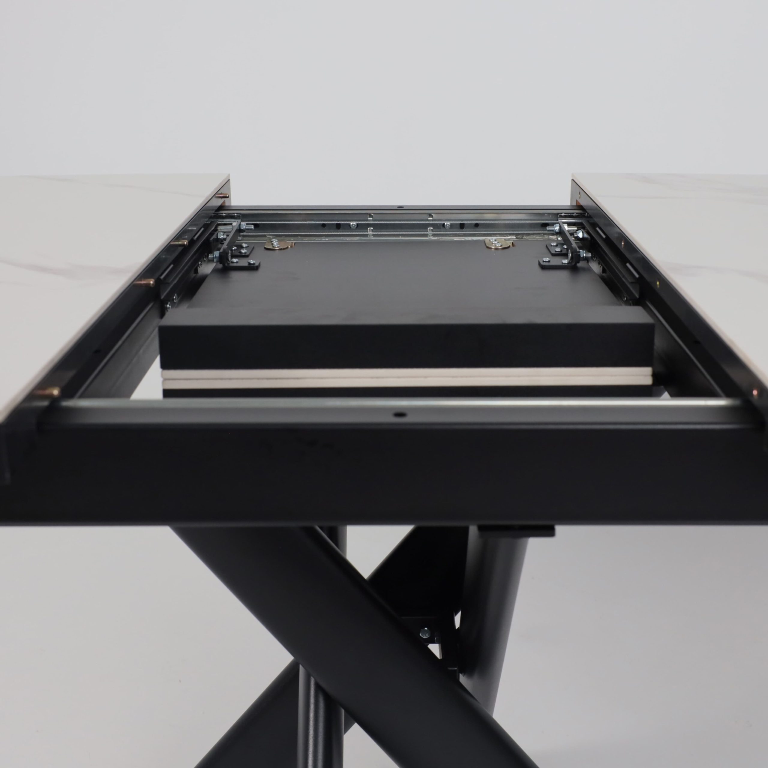 Стол LEONEL-110, раздвижной 110(145)х80, COROLLA WHITE GLOSS ST CER/Черный