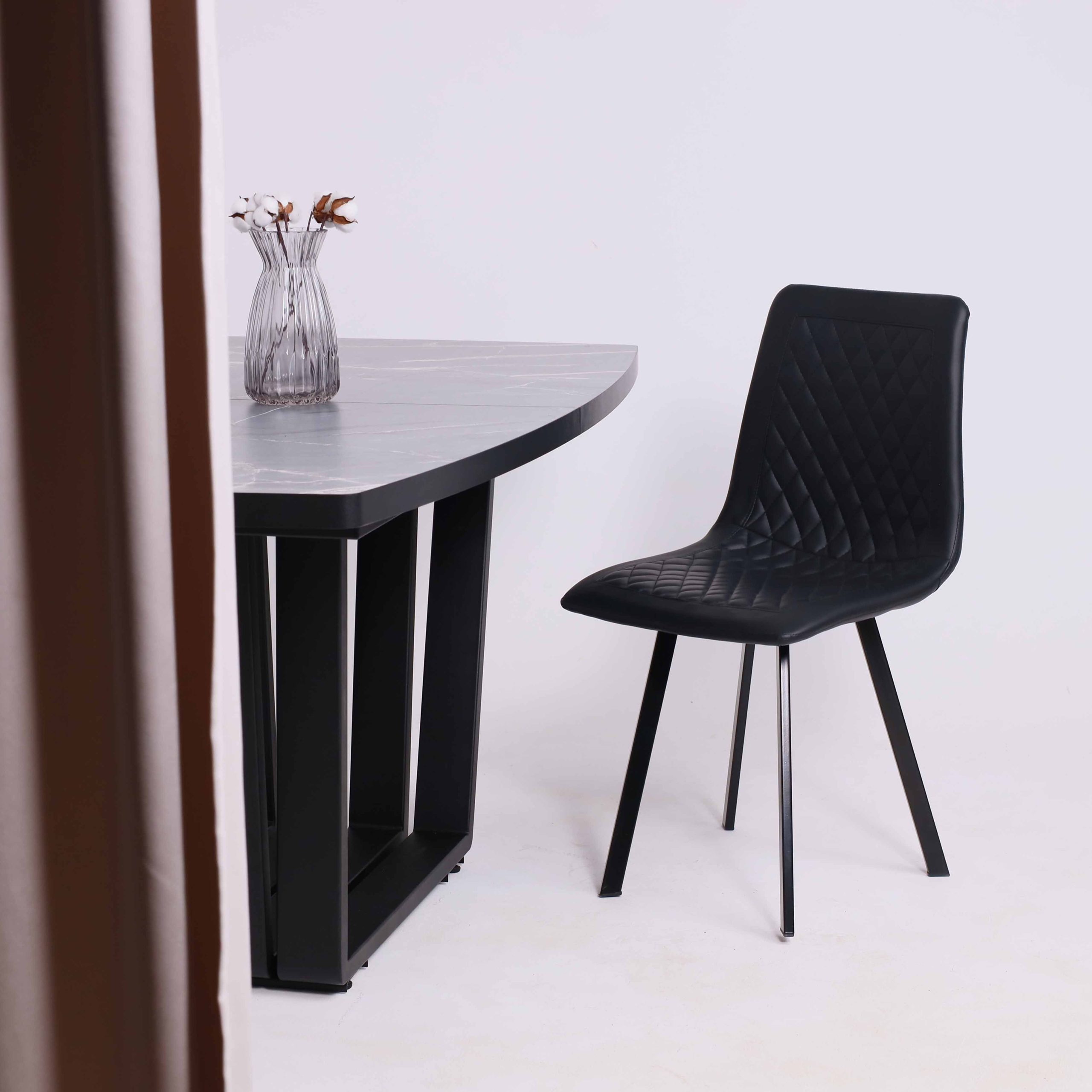 Стол KAMERON раздвижной, 1600(2050)*900 HPL-пластик Серый камень Manaus/черный