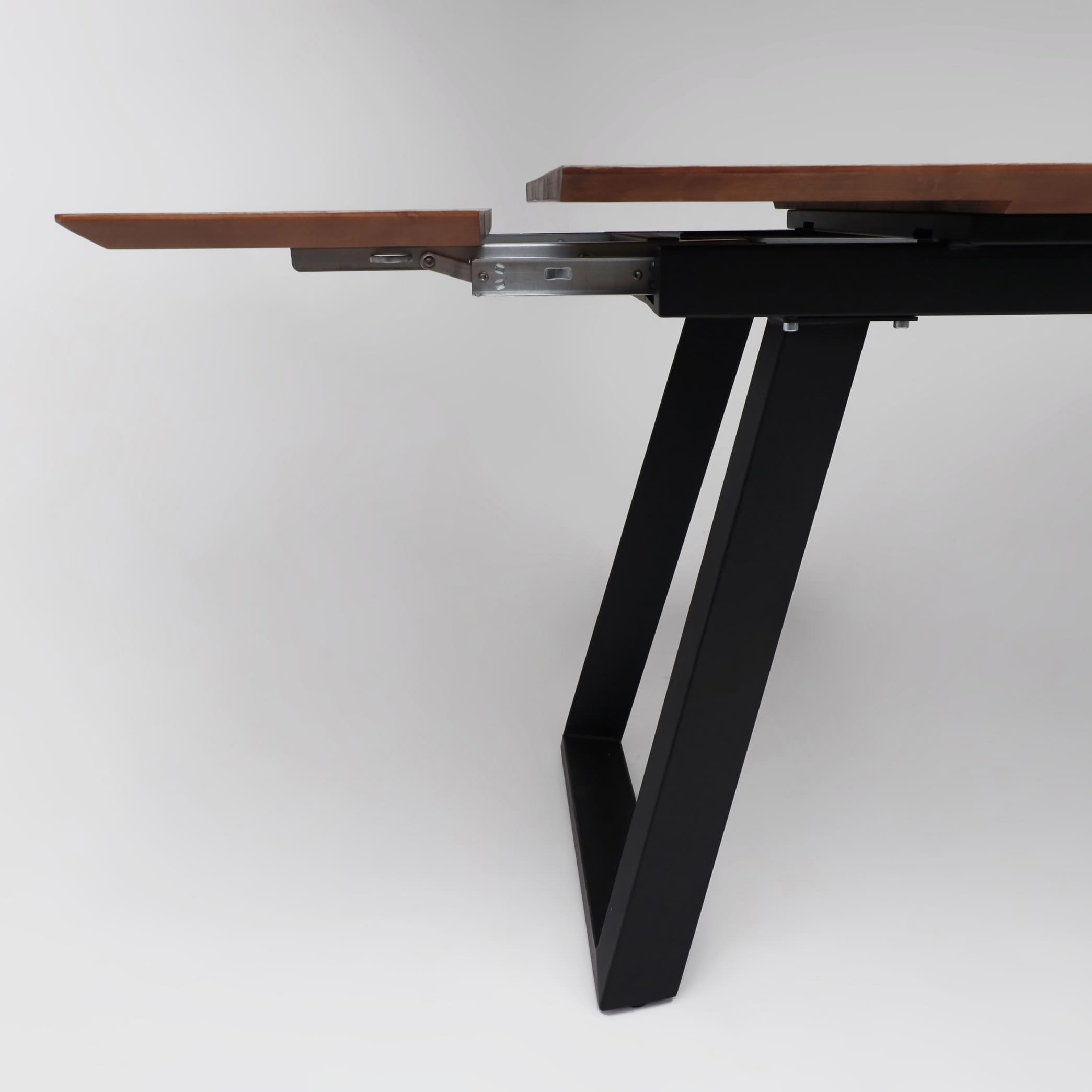 Стол САНГАЙ раздвижной, 160(220)*80*80, дуб мореный/ черный (ПрР-7 DSW (02) ТрН/Р-80)