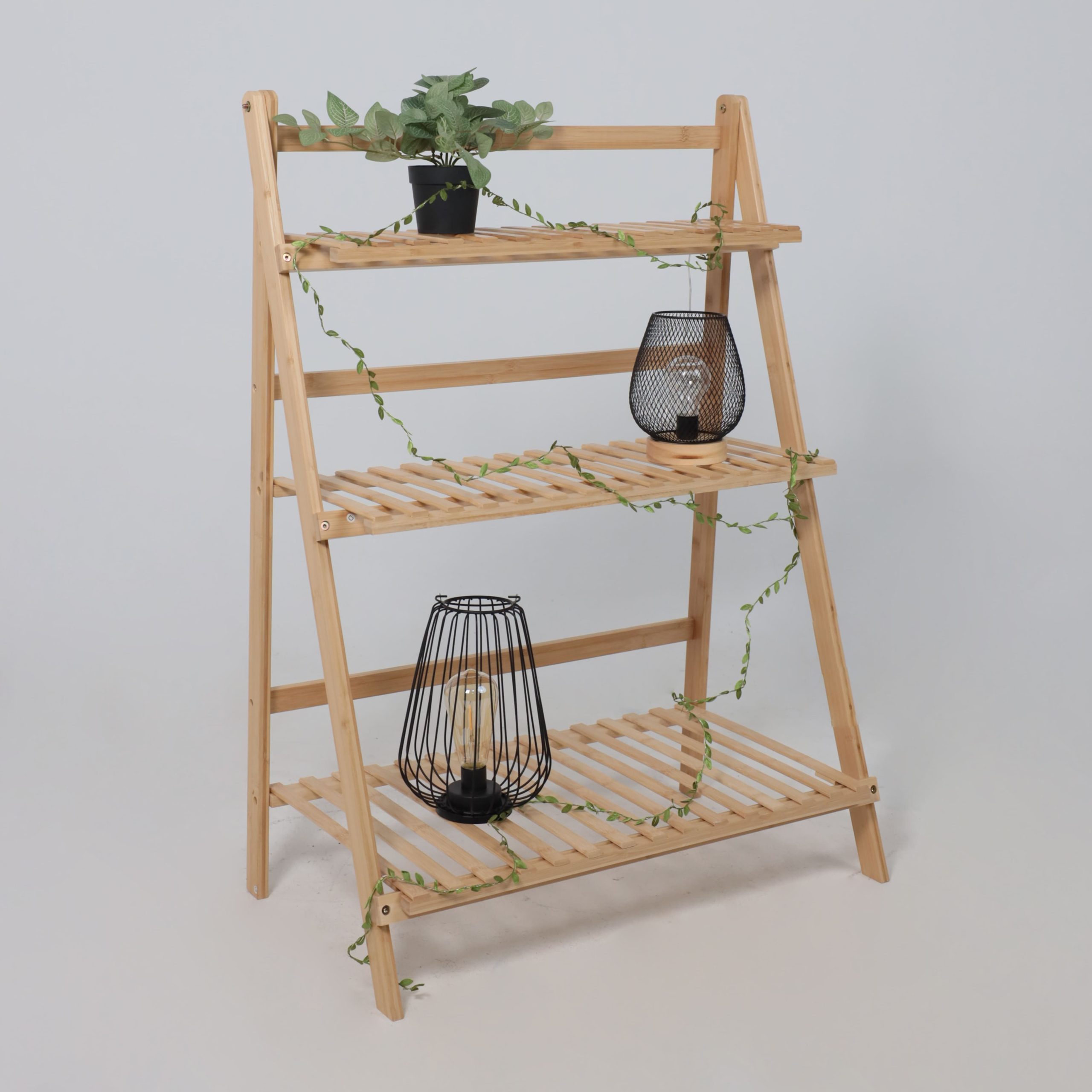 Светодиодная гирлянда AKS тип 5 ( Листочки 40LED, 4м, 3АА )