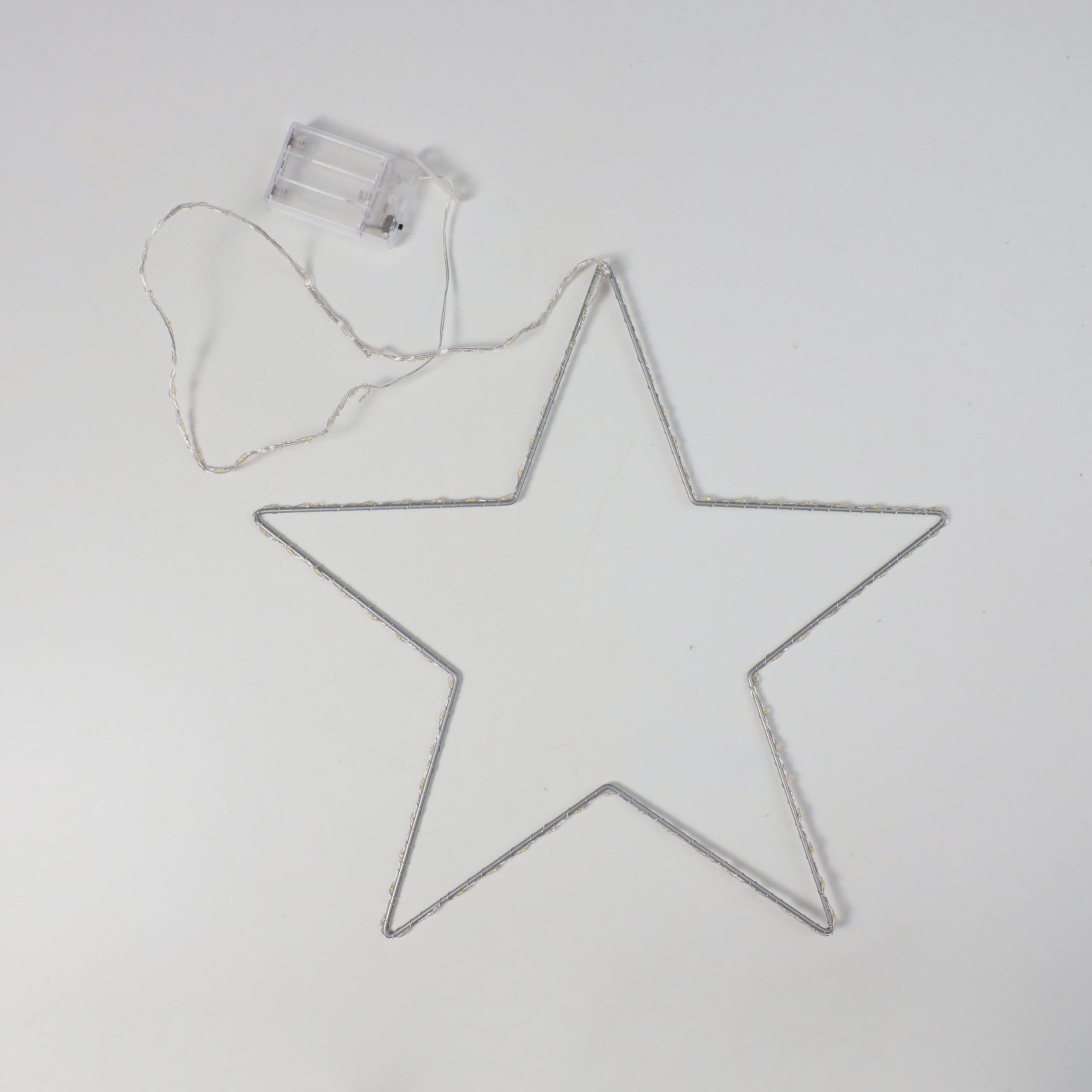 Светодиодный декор AKS тип 4 ( Звезда 40см 104LED, 3АА )