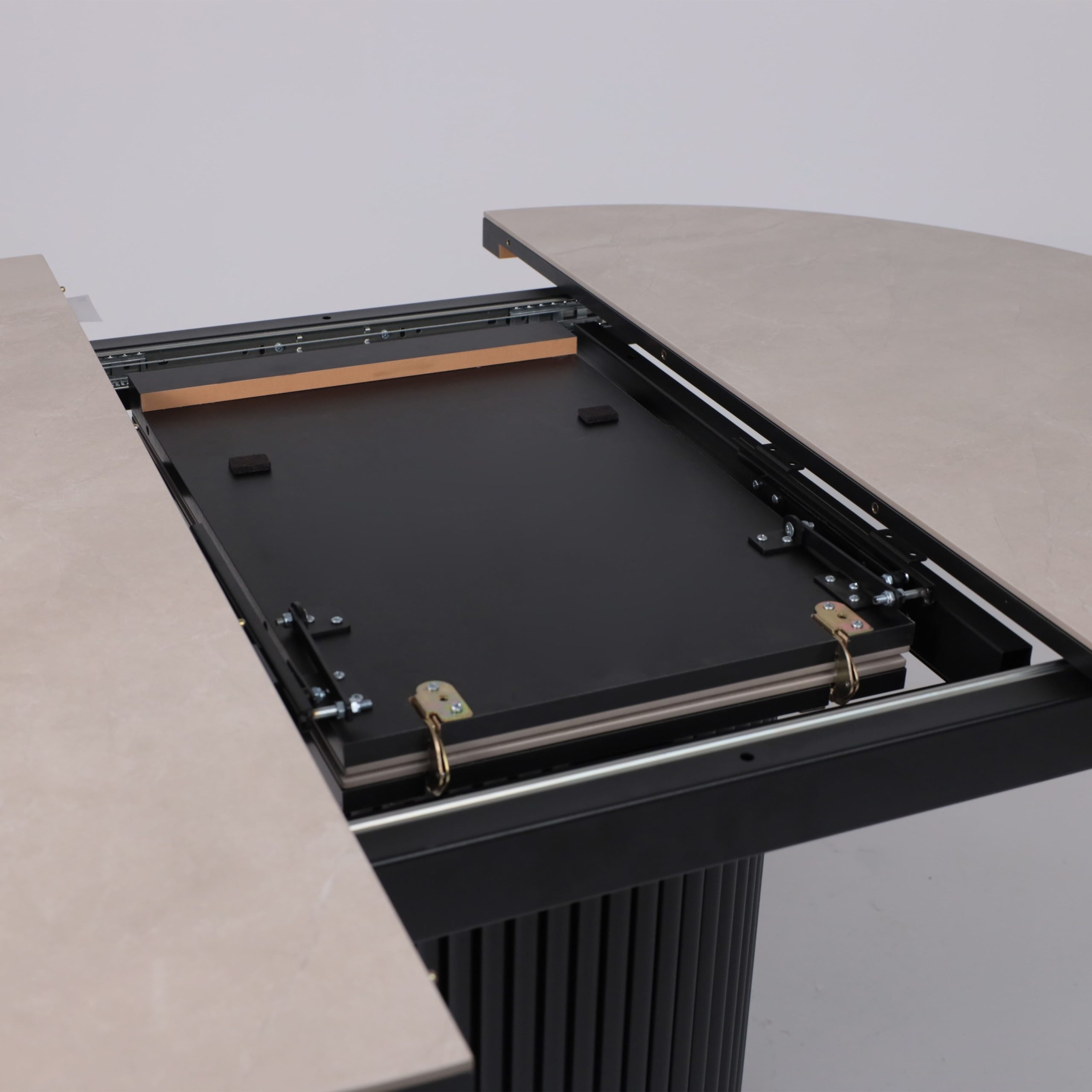 Стол ASKAR ROUND SLIDE-116, раздвижной круглый 116(156), BAYONA IVORY PREMIUM CER/Черный