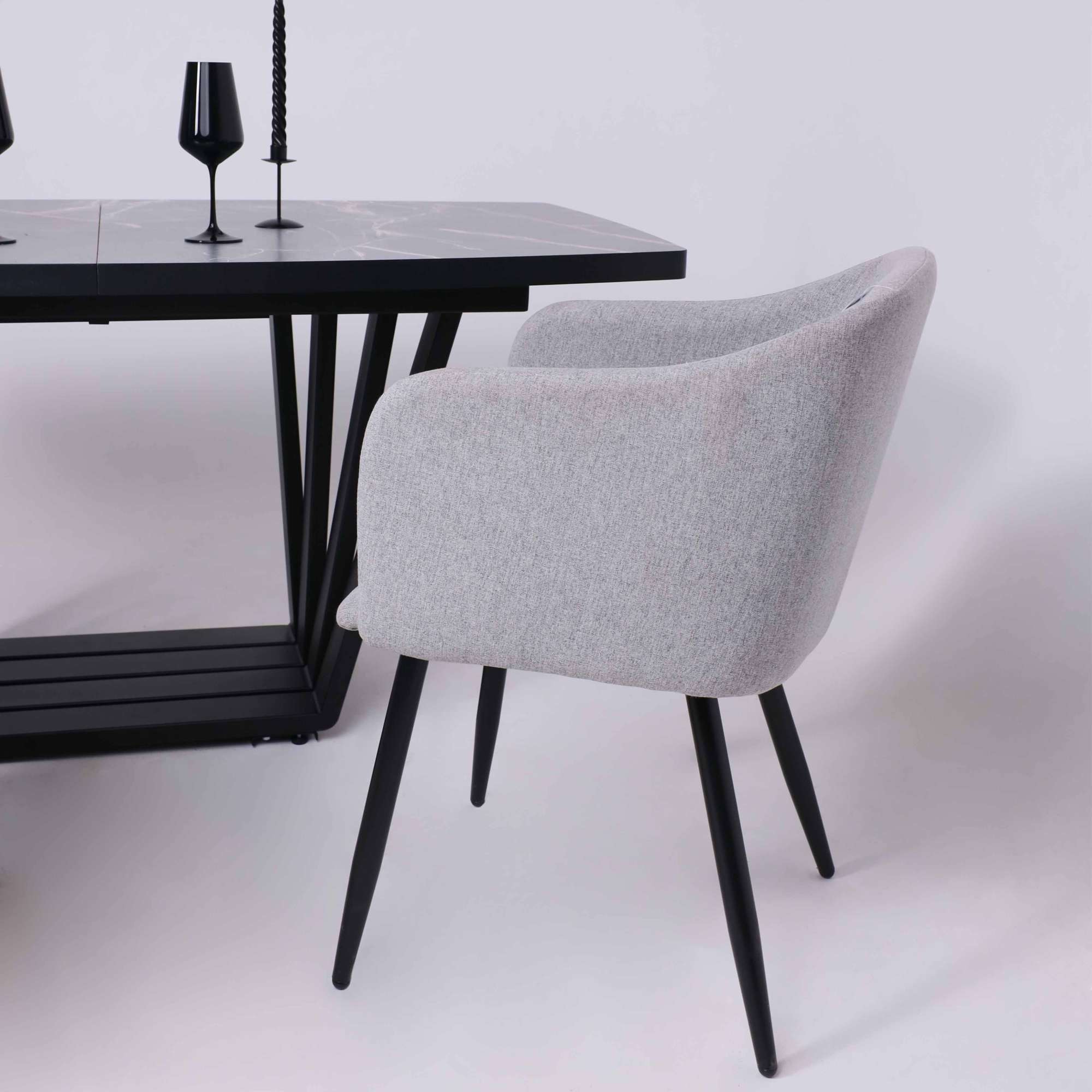 Стол KAMERON раздвижной, 1600(2050)*900 HPL-пластик Серый камень Manaus/черный