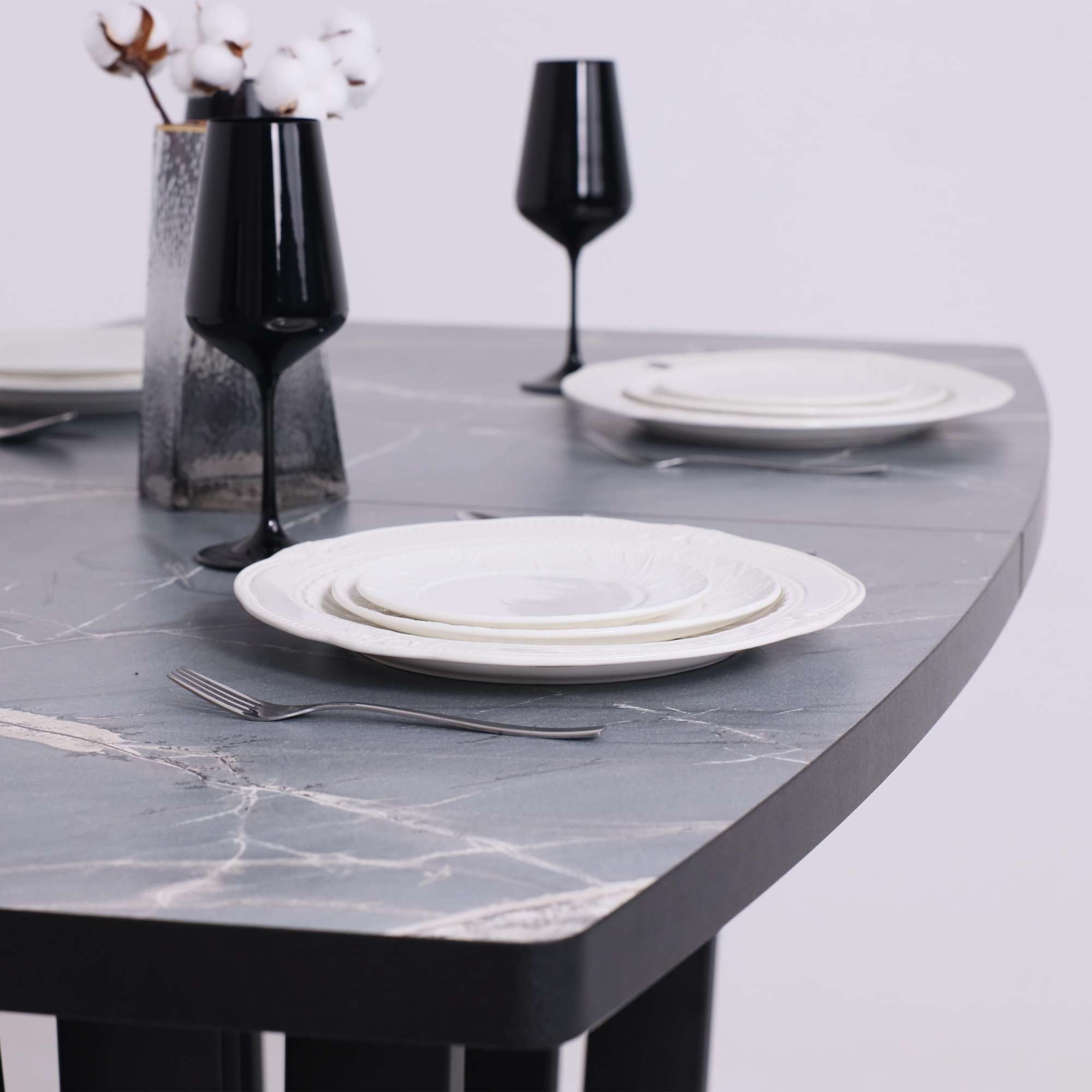 Стол KAMERON раздвижной, 1600(2050)*900 HPL-пластик Серый камень Manaus/черный