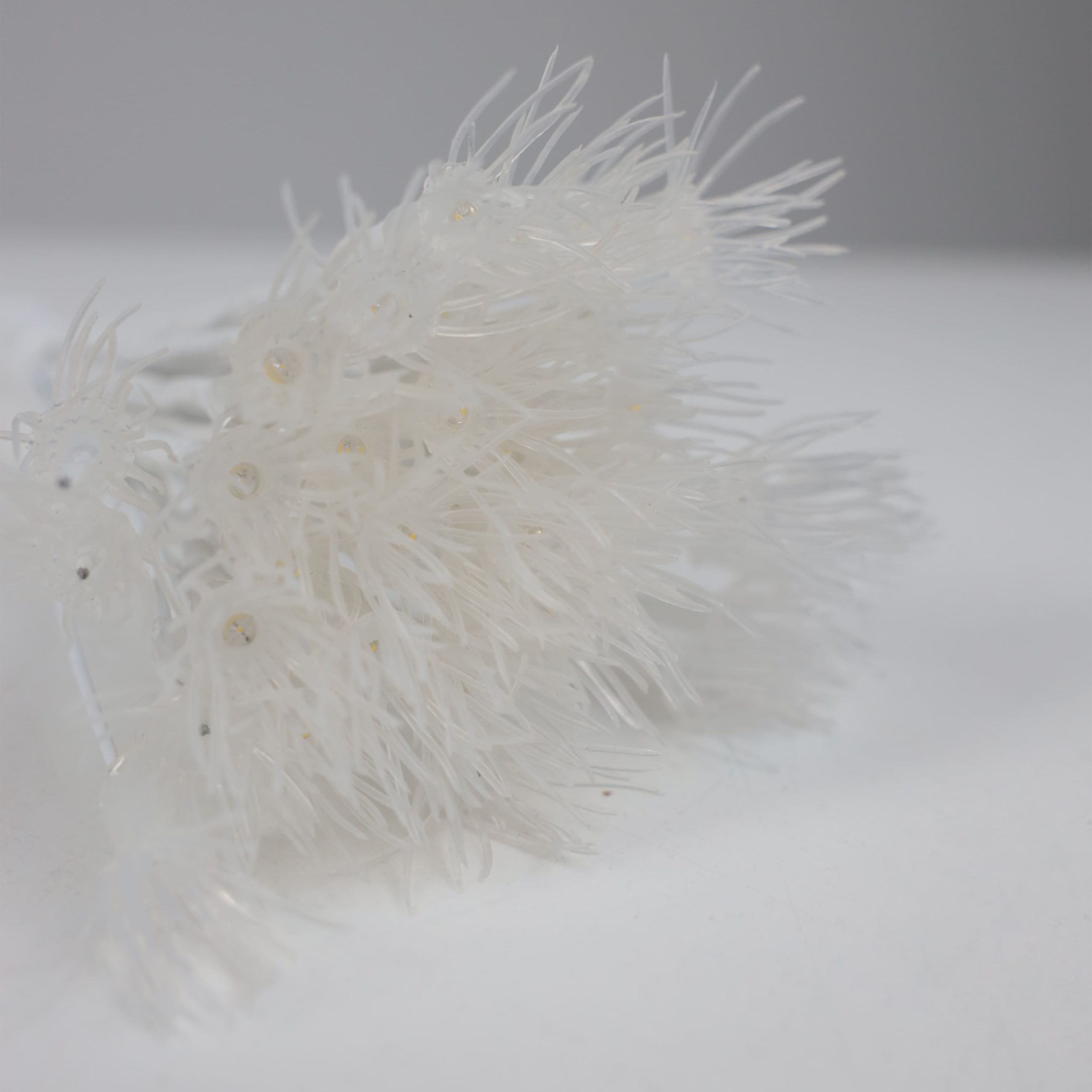 Светодиодный декор AKS тип 8 ( Фейерверк 31х75см 25LED, 3АА )